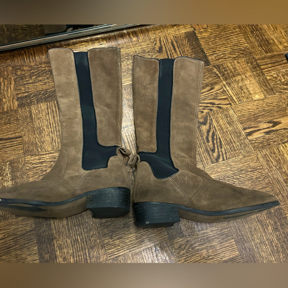 Suede boots , camel colored with a stretchy inserts